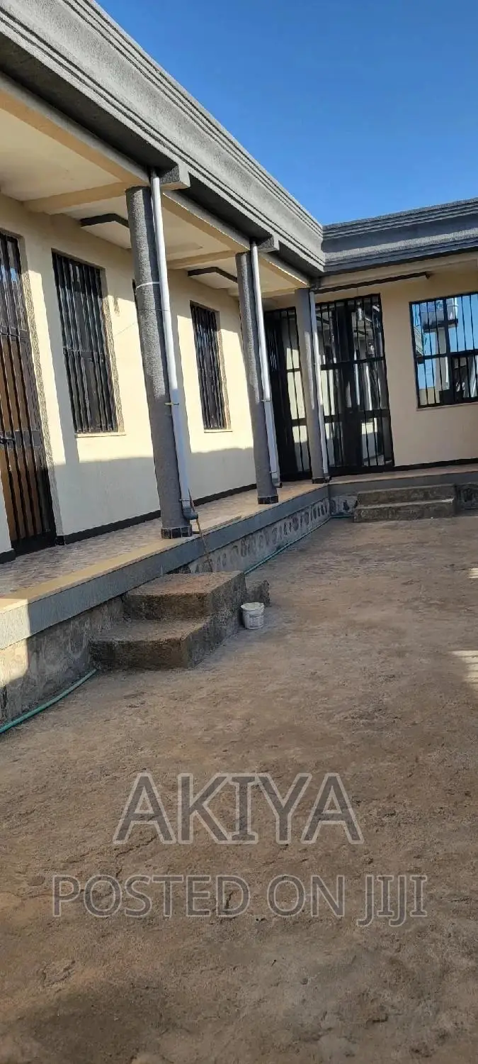 4bdrm House in House, Oromia-Finfinne for sale