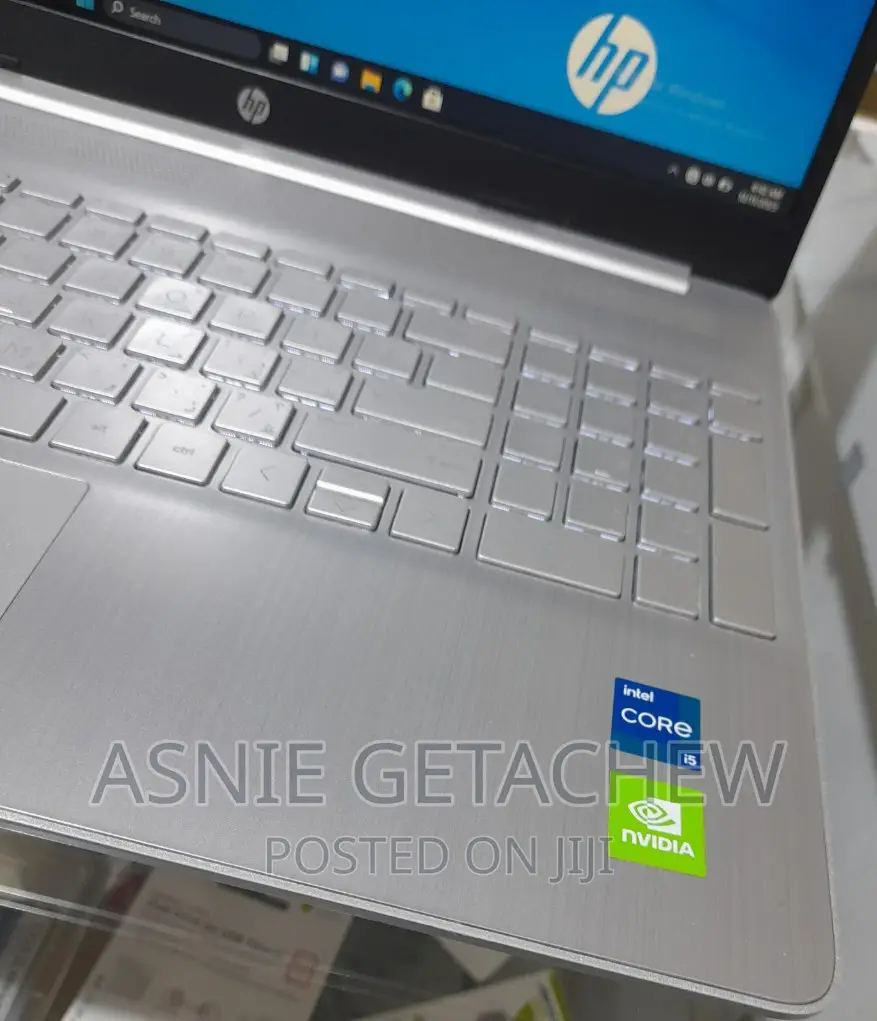 New Laptop HP Stream Notebook 8GB Intel Core I5 HDD 512GB
