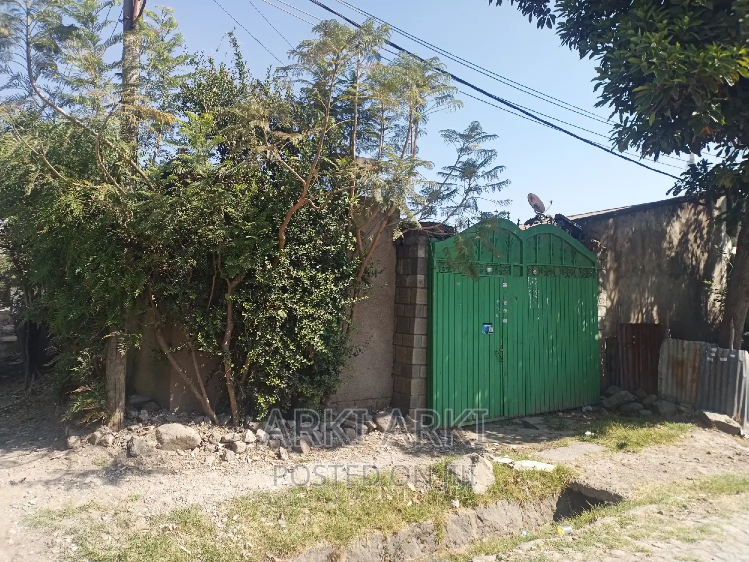 3bdrm House in ገርጂ ሰንሻይን ጀርባ Gerji, Bole for sale