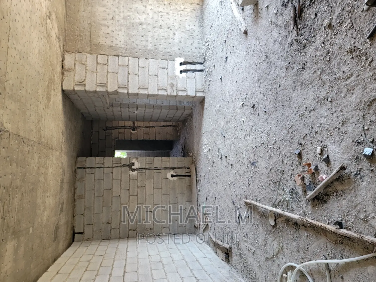 3bdrm Apartment in አዛሄል, Gullele for sale