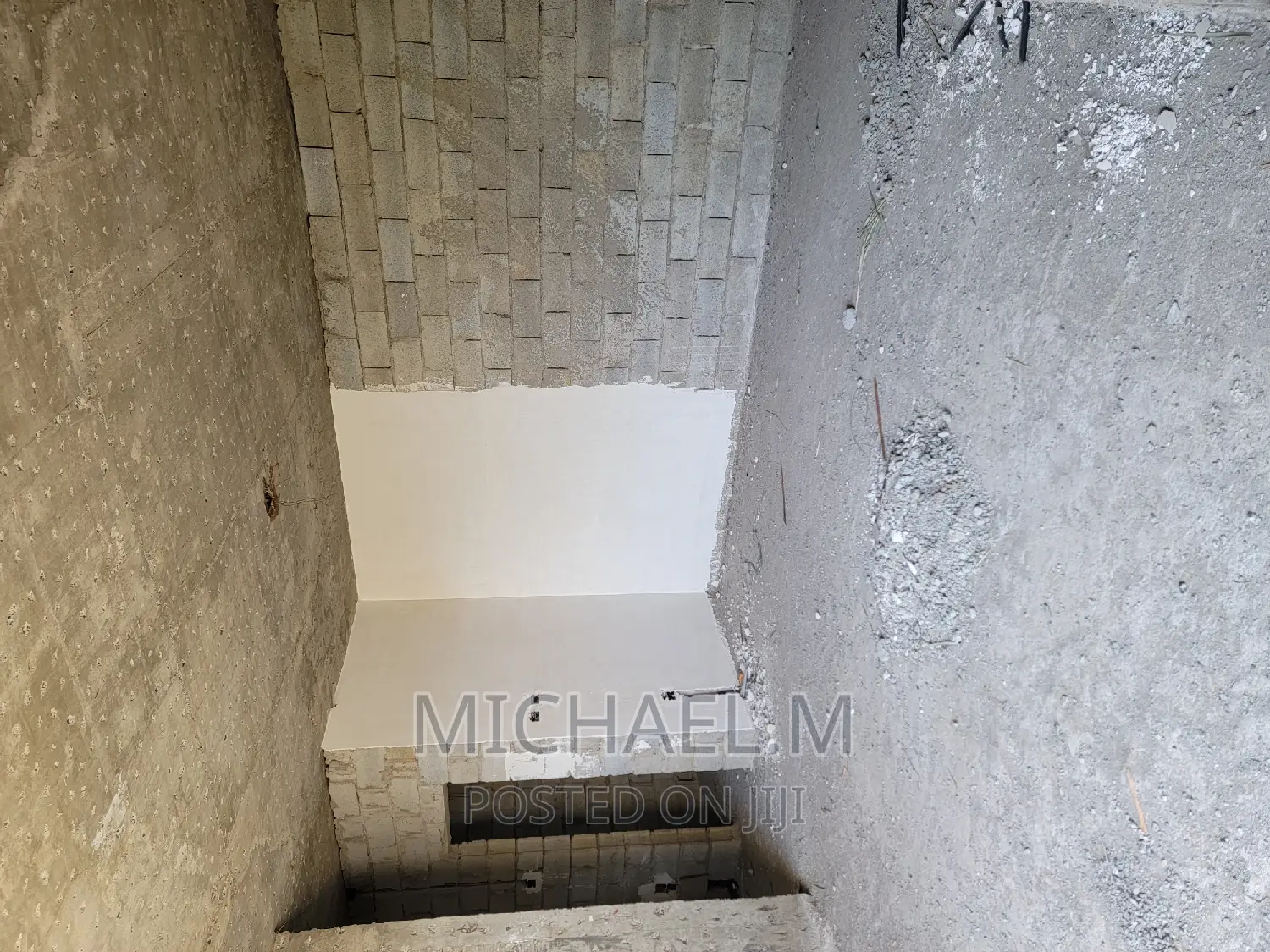 3bdrm Apartment in አዛሄል, Gullele for sale