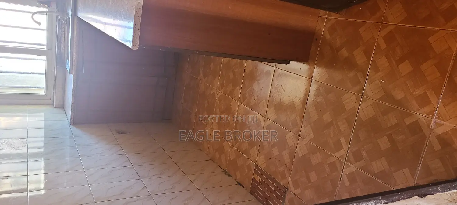 2bdrm Condo in Eagle Broker, Yeka for sale