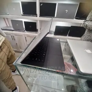 New Laptop Dell XPS 15 32GB Intel Core I9 SSD 512GB