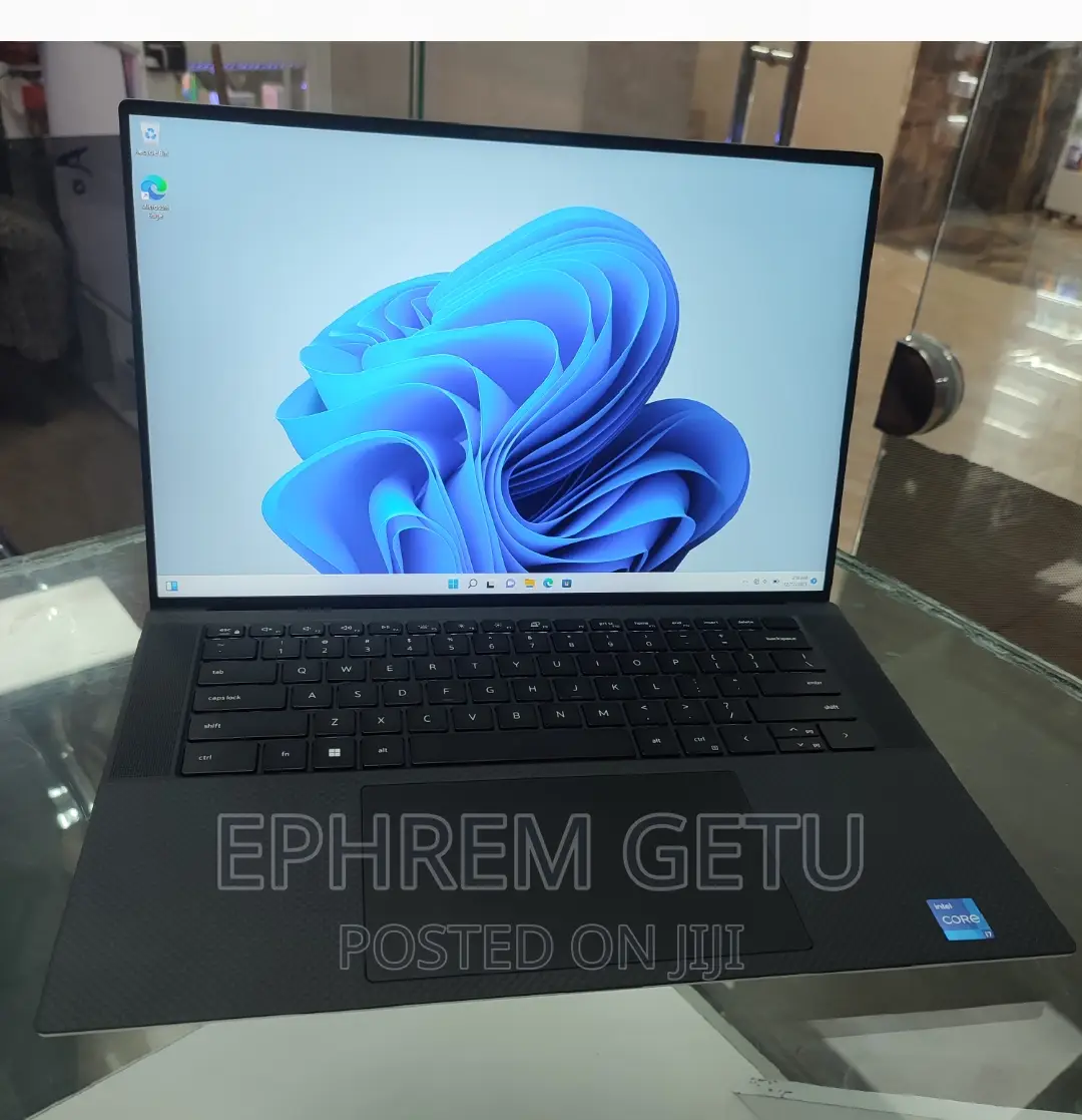 New Laptop Dell XPS 15 16GB Intel Core I7 SSD 512GB