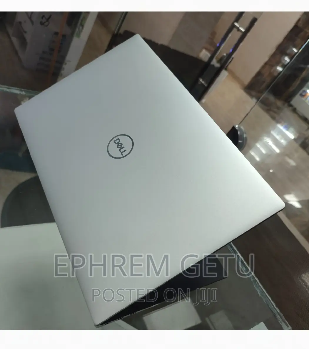 New Laptop Dell XPS 15 16GB Intel Core I7 SSD 512GB