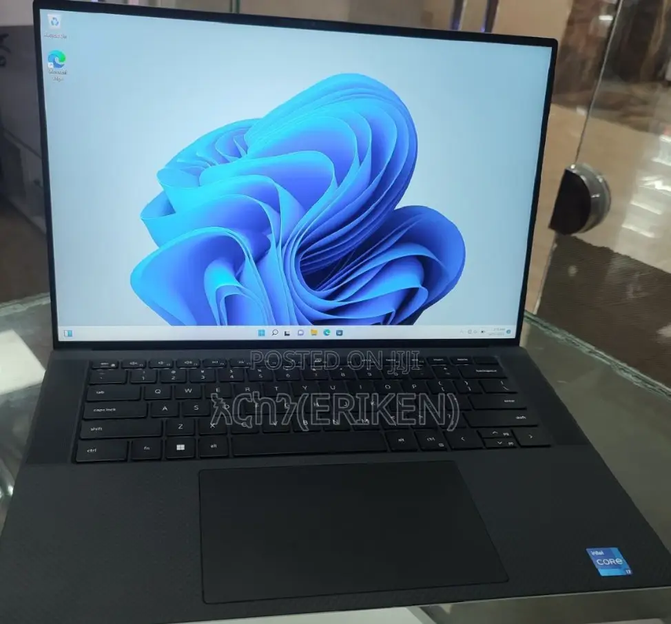 New Laptop Dell XPS 15 16GB Intel Core I7 SSD 512GB