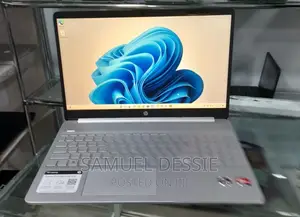 New Laptop HP Stream Notebook 12GB AMD Ryzen 5 SSD 256GB