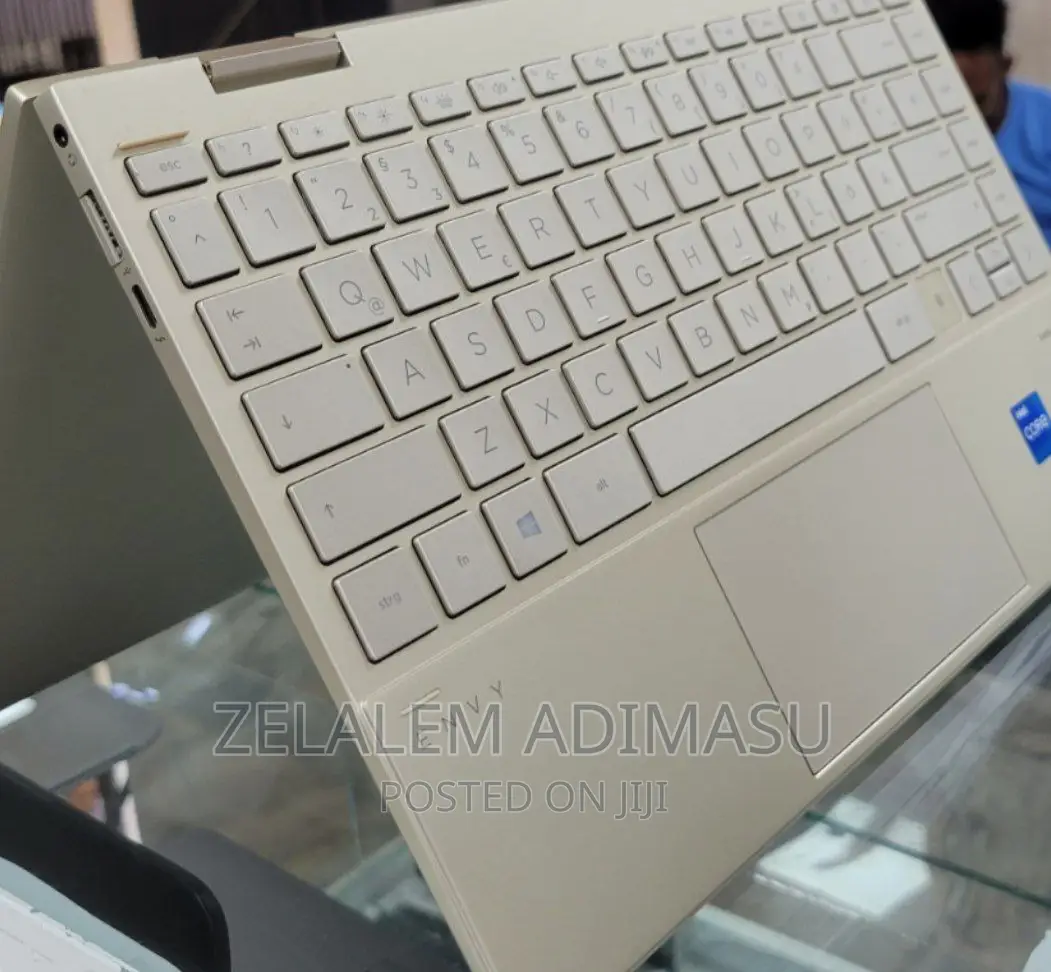 New Laptop HP EliteBook 840 8GB Intel Core I5 SSD 512GB