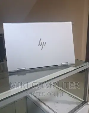 New Laptop HP Envy X360 8GB Intel Core I5 SSD 512GB