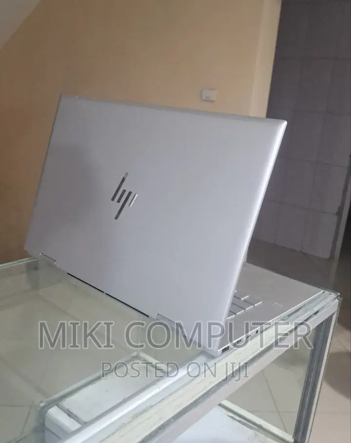 New Laptop HP Envy X360 8GB Intel Core I5 SSD 512GB