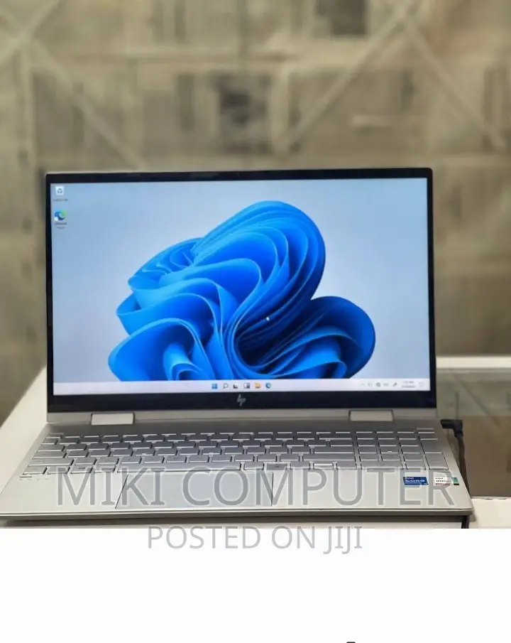 New Laptop HP Envy X360 8GB Intel Core I5 SSD 512GB