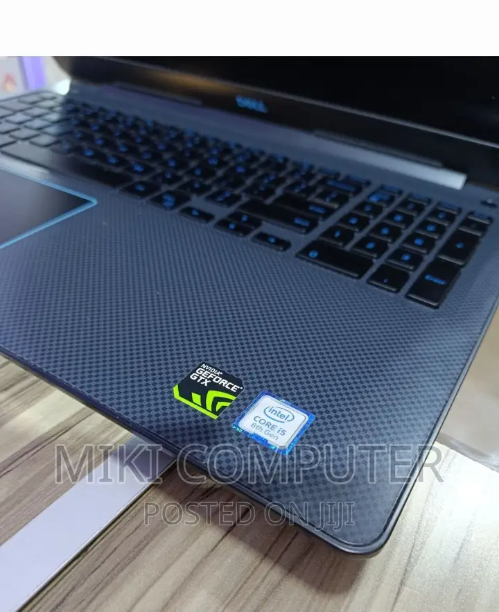 New Laptop Dell G3 15 3579 8GB Intel Core i5 HDD+SSD 1T