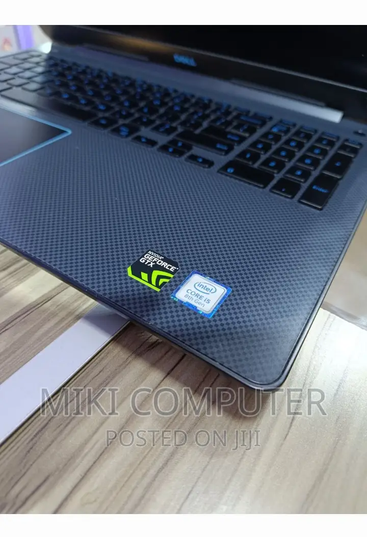 New Laptop Dell G3 15 3579 8GB Intel Core i5 HDD+SSD 1T