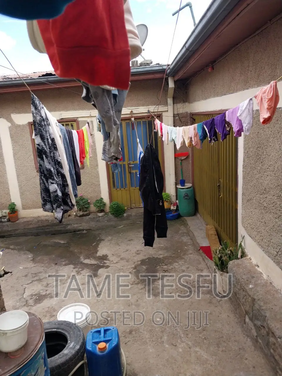 Furnished 2bdrm House in Yeka Kollejjii for sale