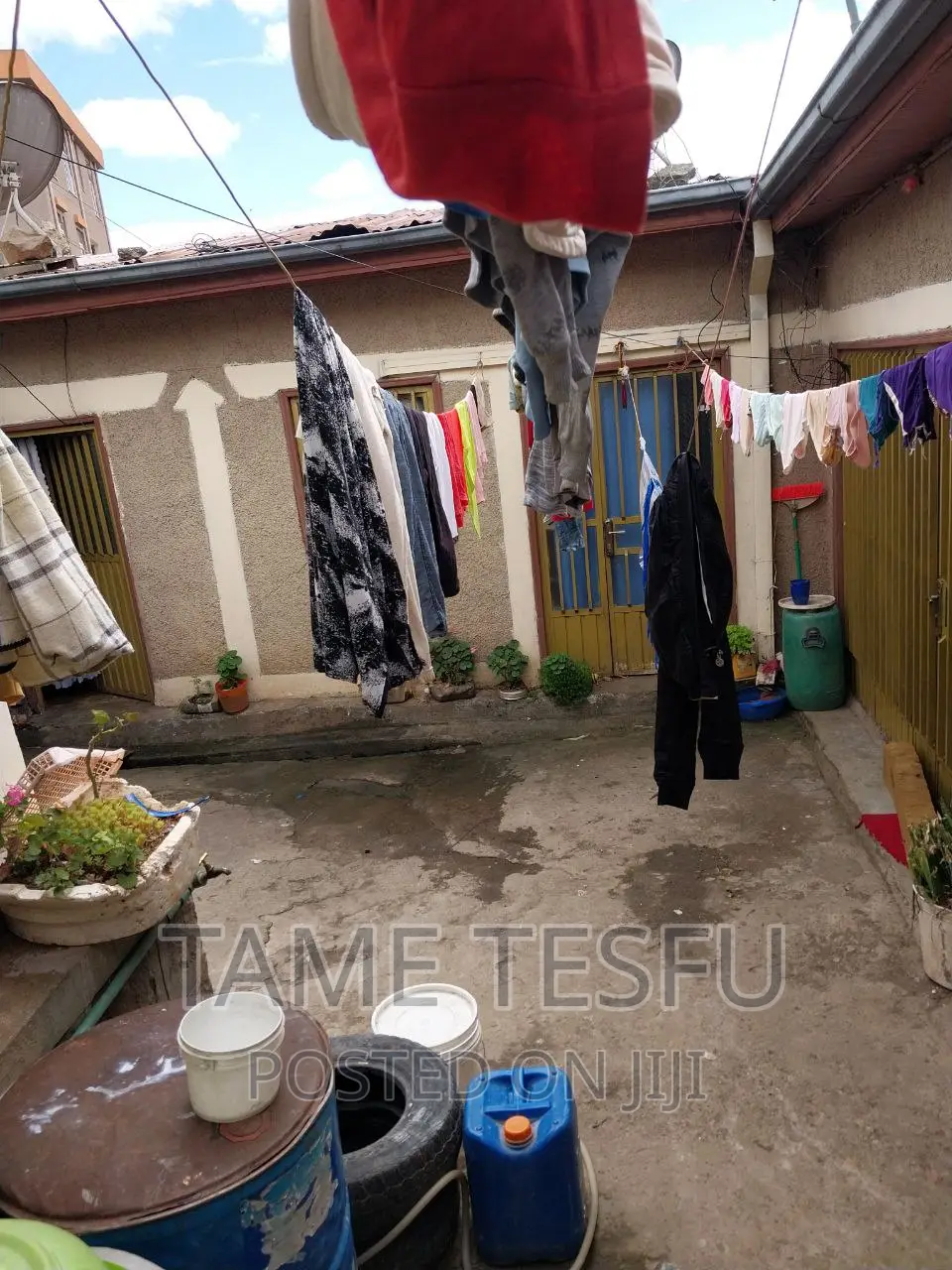 Furnished 2bdrm House in Yeka Kollejjii for sale