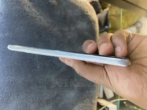 New Samsung Galaxy A30 32 GB White