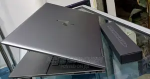 New Laptop HP Spectra 13 32GB Intel Core I7 SSD 1T