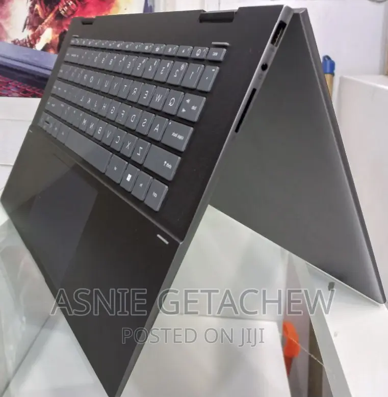 New Laptop HP Spectra 13 32GB Intel Core I7 SSD 1T