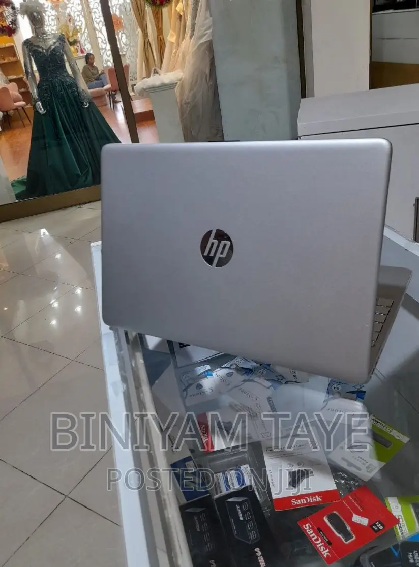 New Laptop HP Stream Notebook 8GB Intel Core I5 SSD 512GB