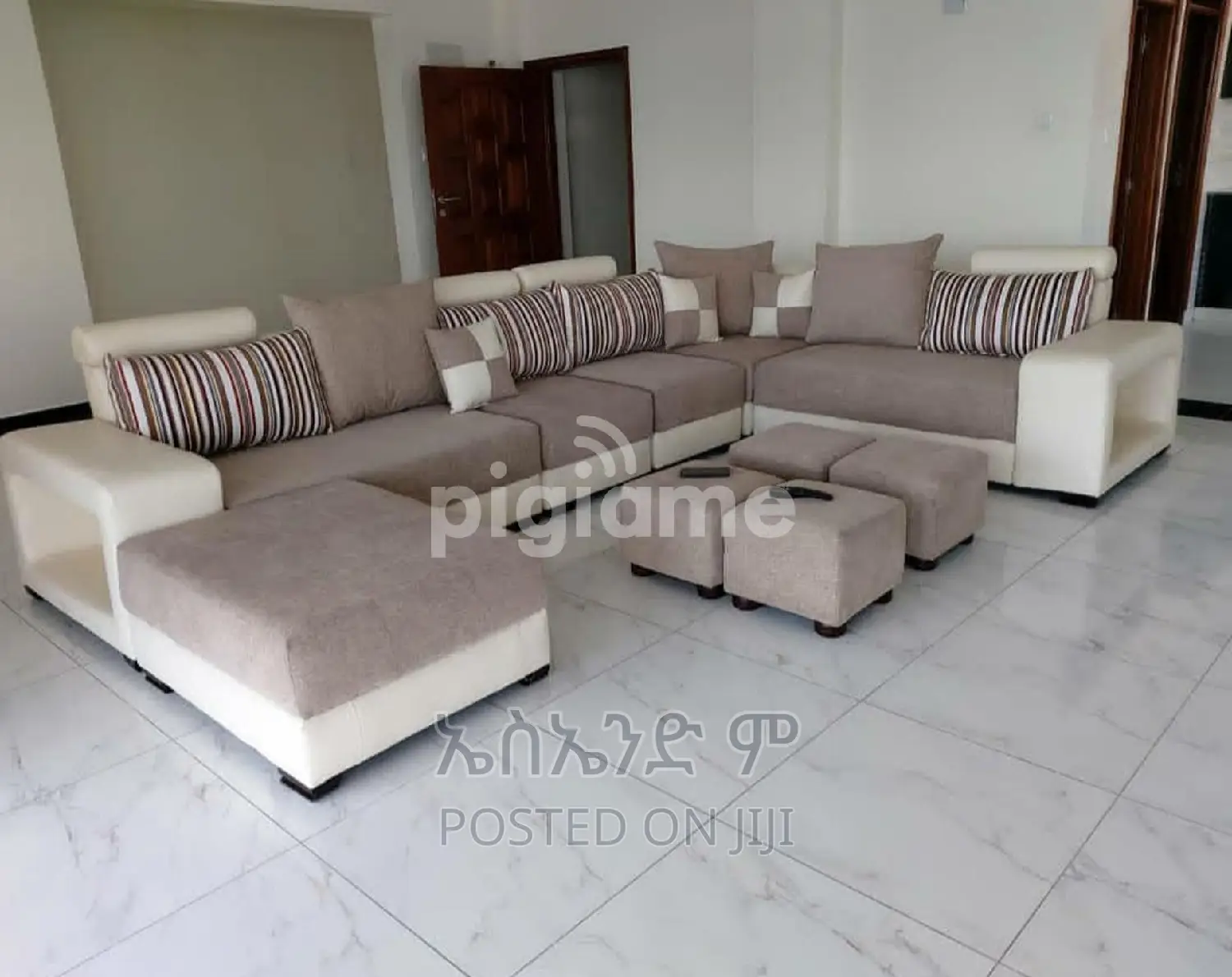 U Shaped Sofa With Table