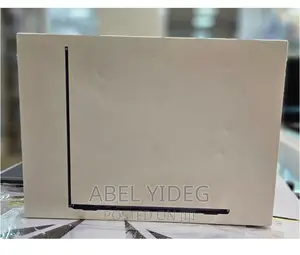 New Laptop Apple MacBook Air 2022 M2 8GB Apple M2 SSD 256GB