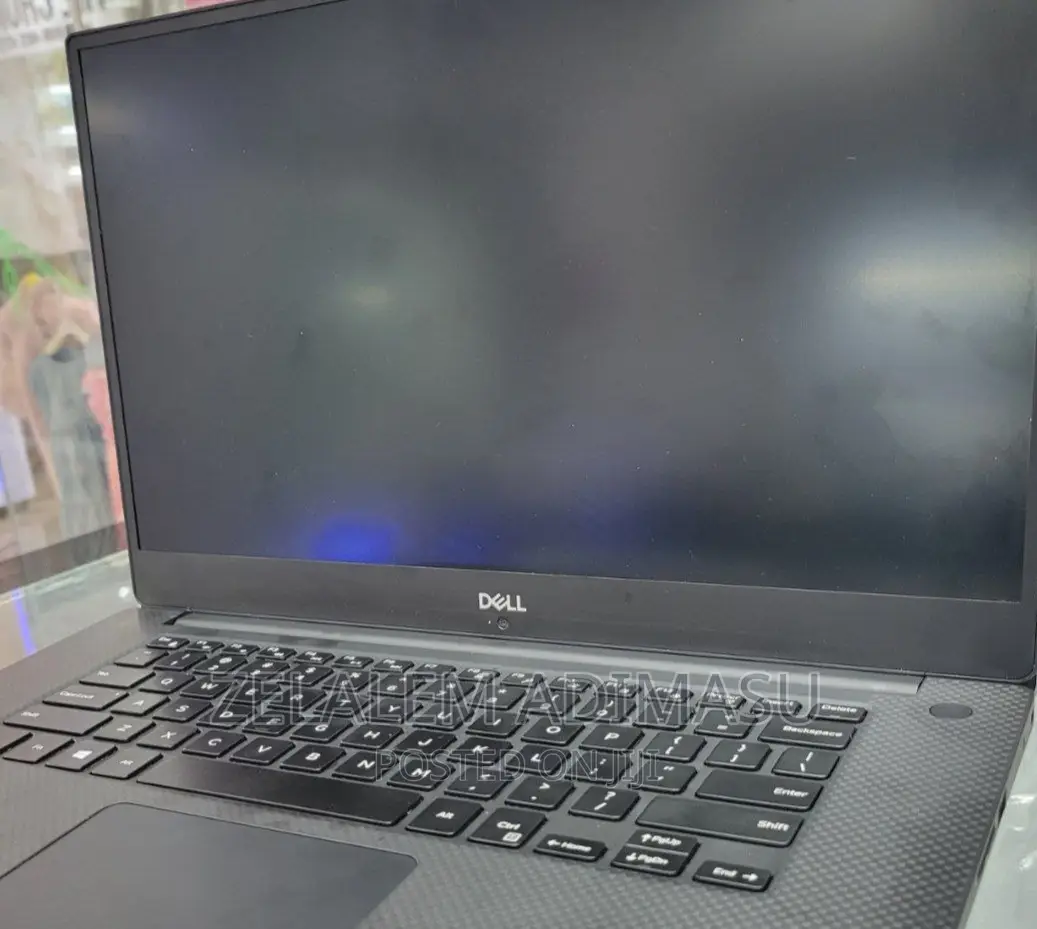 New Laptop Dell XPS 15 16GB Intel Core I5 SSD 512GB