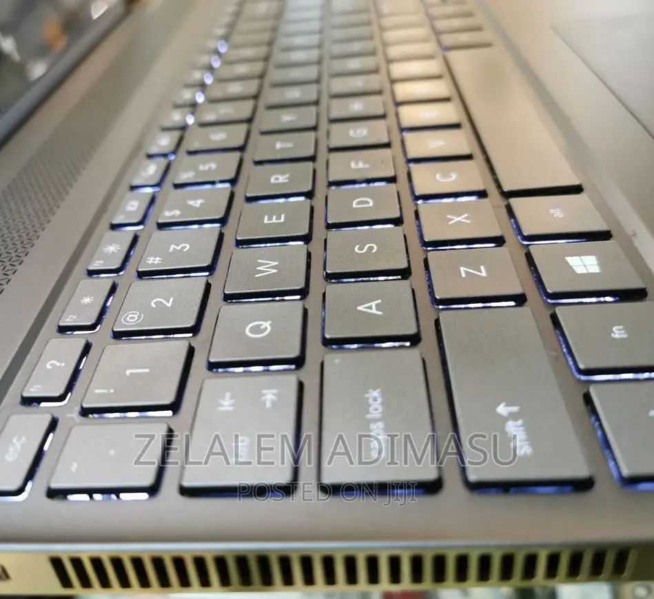 New Laptop HP Envy X360 16GB Intel Core I7 SSD 512GB