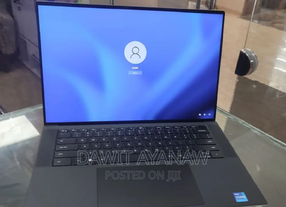 New Laptop Dell XPS 15 16GB Intel Core I7 SSD 512GB