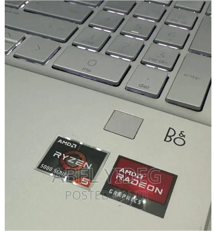 New Laptop HP Pavilion 15 12GB AMD Ryzen 5 SSD 256GB