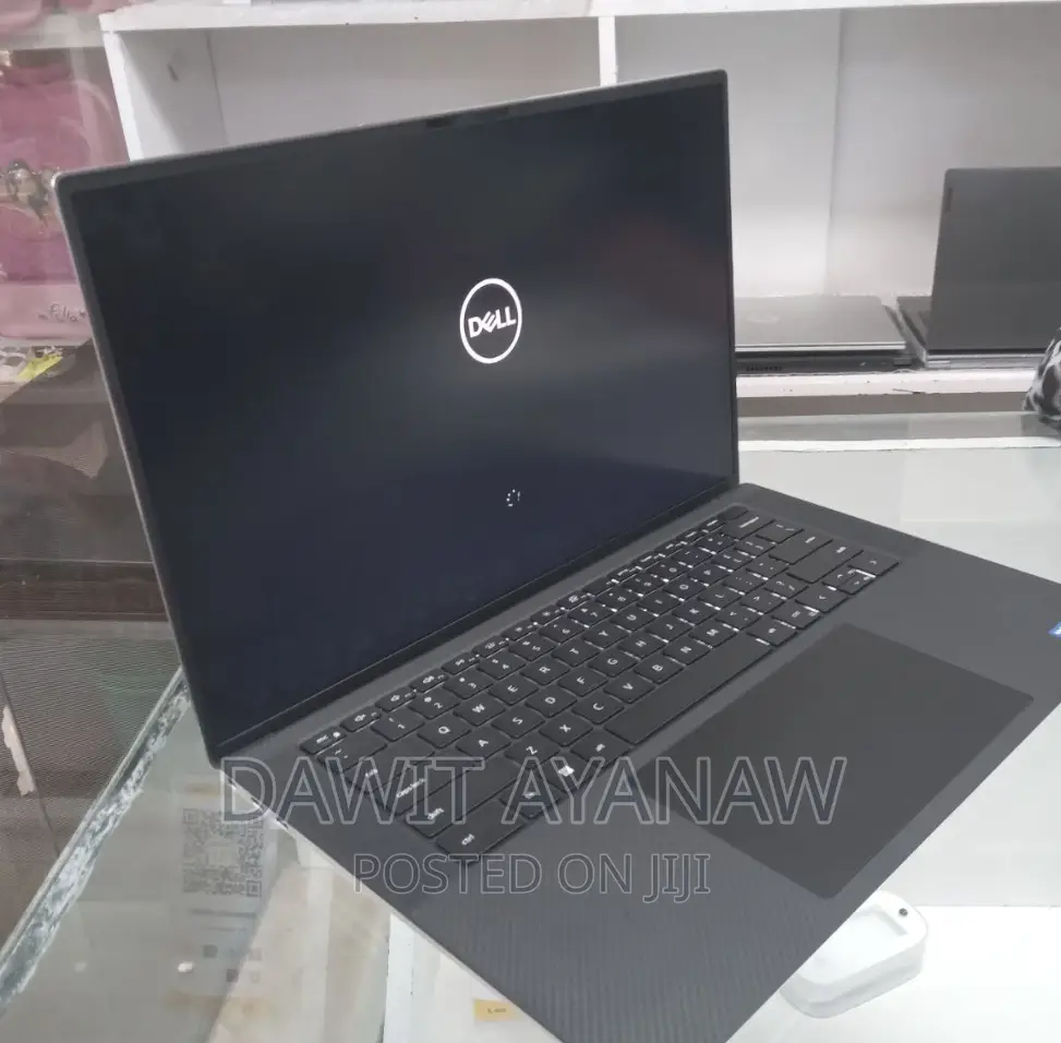 New Laptop Dell 16GB Intel Core I7 SSD 512GB