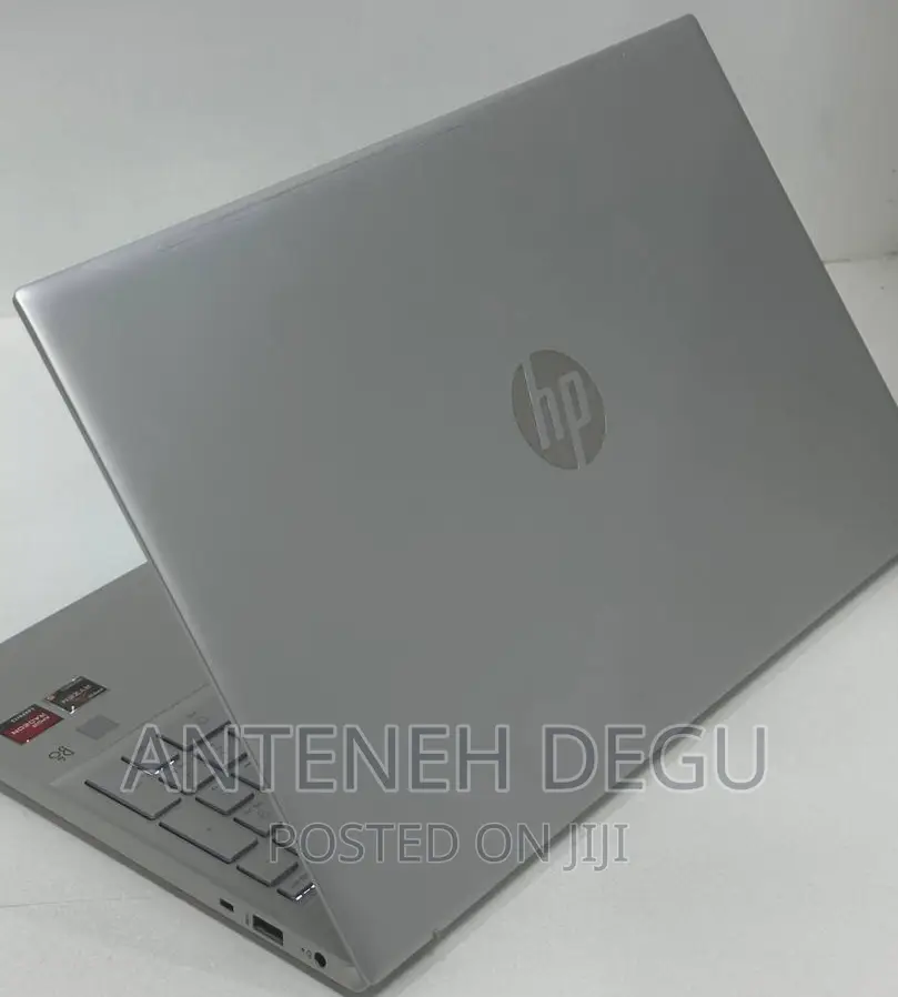 New Laptop HP Pavilion 15 12GB AMD Ryzen 5 SSD 256GB