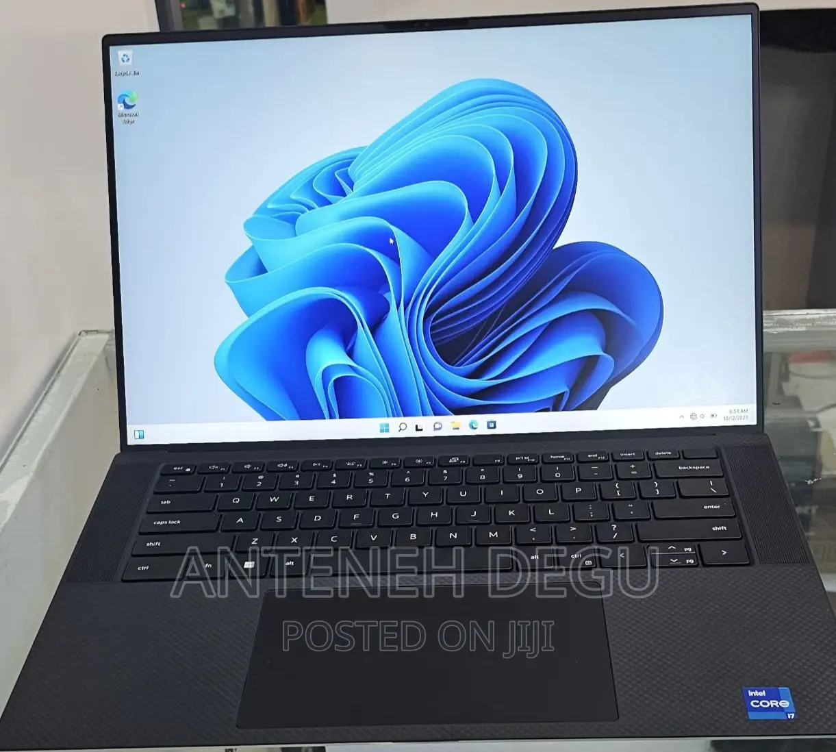 New Laptop Dell XPS 15 16GB Intel Core I7 SSD 512GB