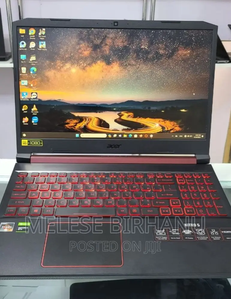 New Laptop Acer 16GB AMD Ryzen 7 SSD 1T