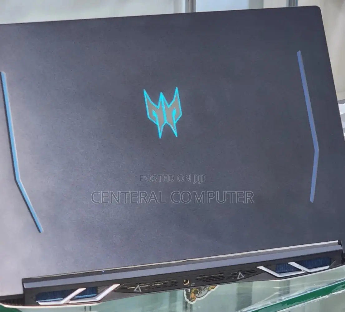 New Laptop Acer Predator Helios 300 16GB Intel Core I9 SSD 1T