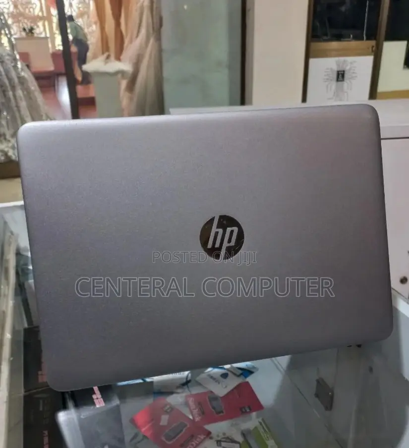New Laptop HP 252 G3 8GB Intel Core I5 HDD 1T