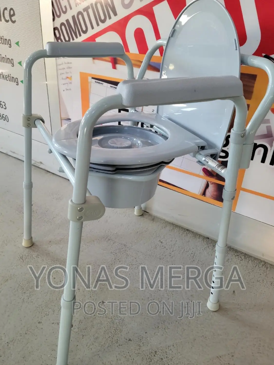 Shower Chair/Popo Chair/Commode Chair/Raised Seat Chair/