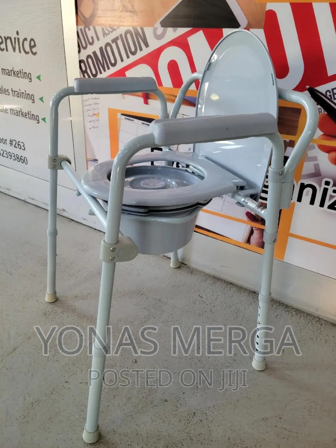 Commode Chair/Toilet Chair//Homecraft Chair/Drop Arm Chair