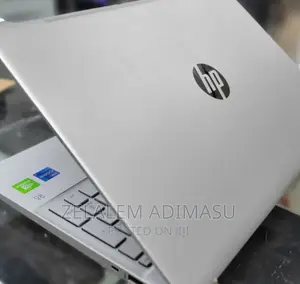 New Laptop HP Pavilion 15 8GB Intel Core I7 SSD 1T