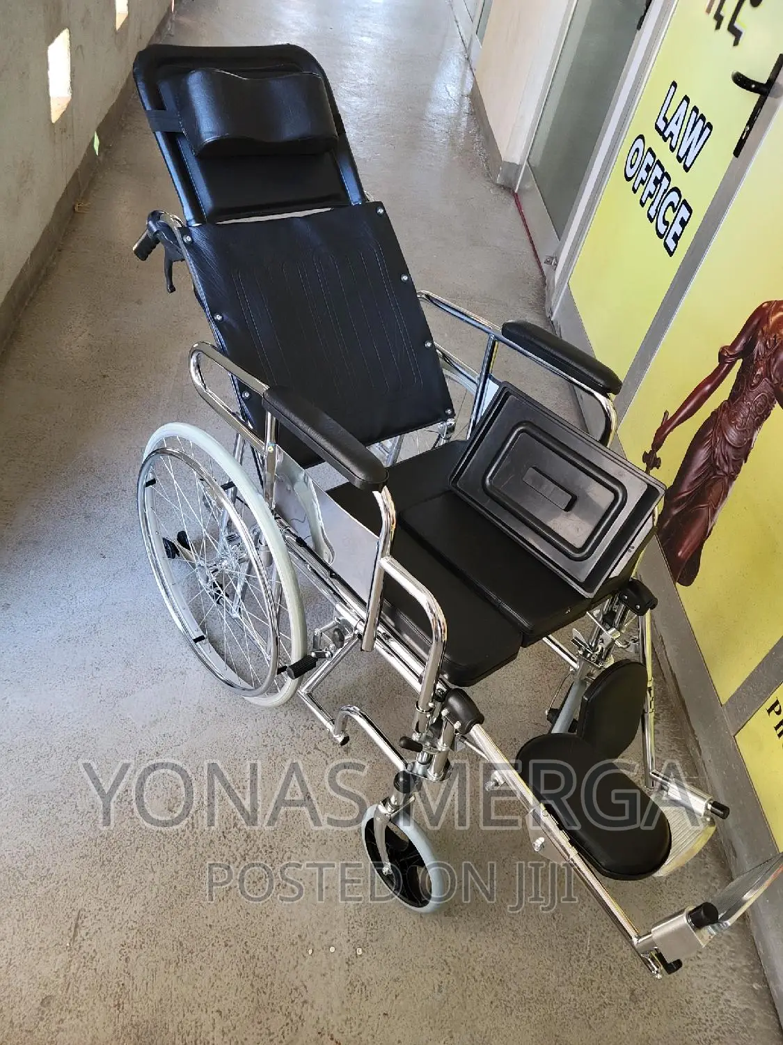 Durable Sleeping Wheelchair/Easy Care Mobility Wheelchair