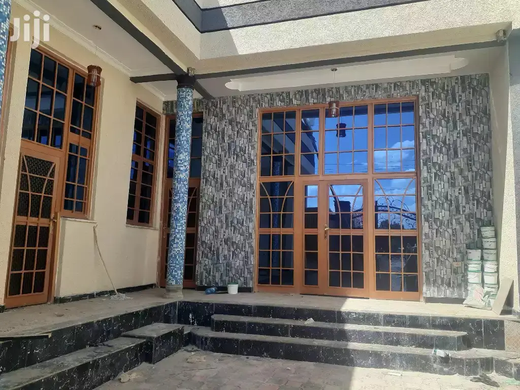 Furnished 3bdrm House in East Shewa for sale