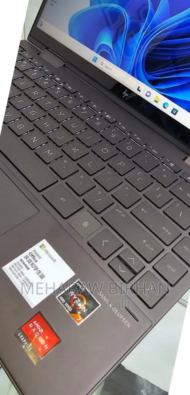 New Laptop HP Envy X360 8GB Intel Core I7 SSD 512GB