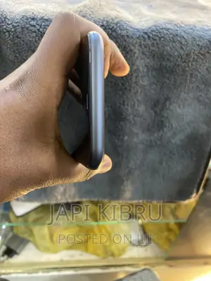 New Apple iPhone 11 128 GB Black