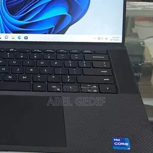 New Laptop Dell XPS 15 16GB Intel Core i7 SSD 1T