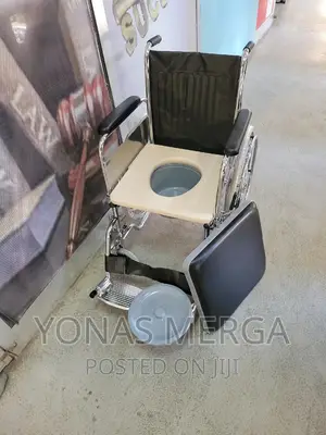 Toilet Wheelchair/መፀዳጃ/Wheelchair/ገላያሳጥባል/Wheelchair
