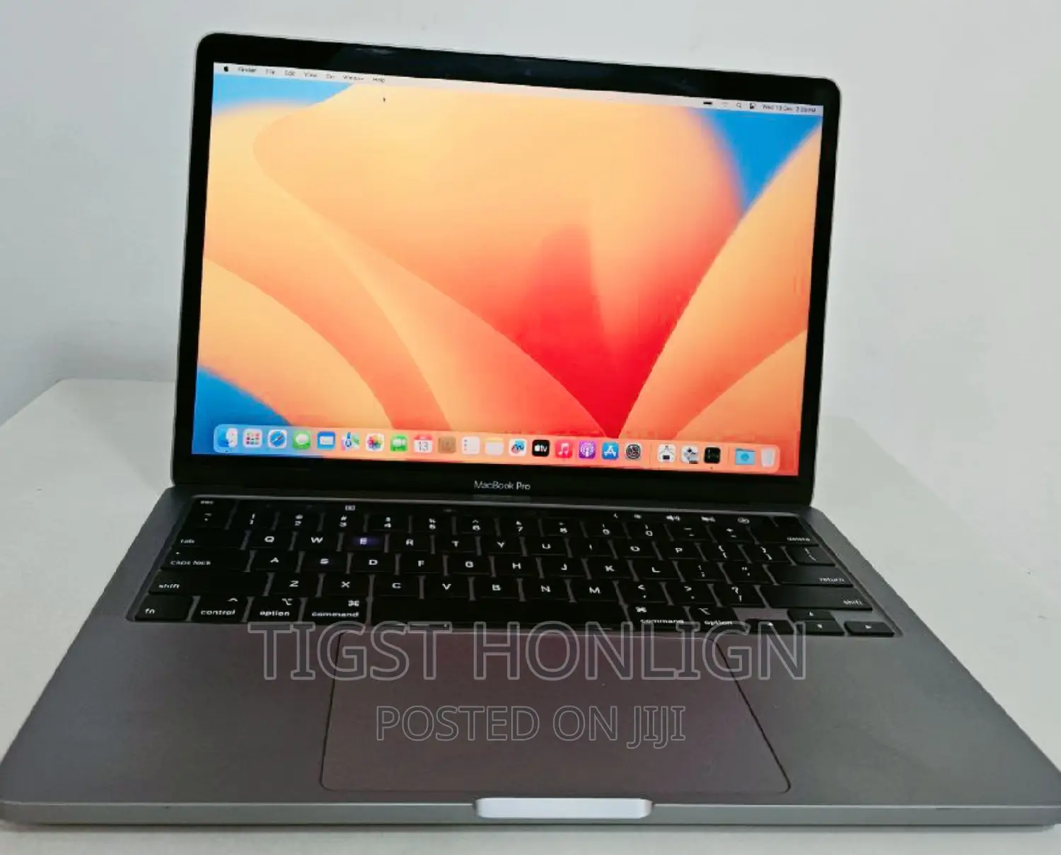 New Laptop Apple MacBook 2020 32GB Intel Core I7 SSD 2T