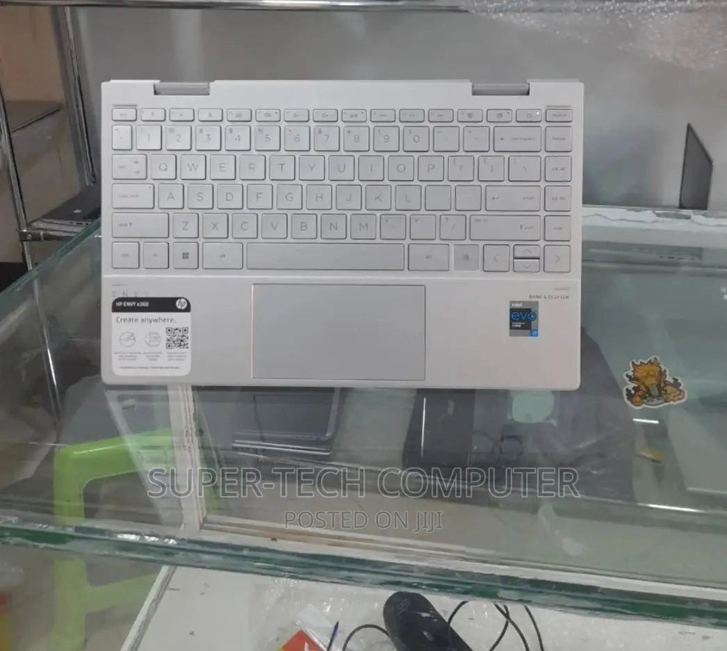 New Laptop HP Envy X360 8GB Intel Core I7 SSD 512GB