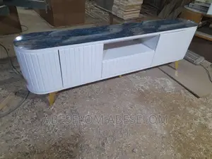 1,80 Cm ቲቪ እስታንድ