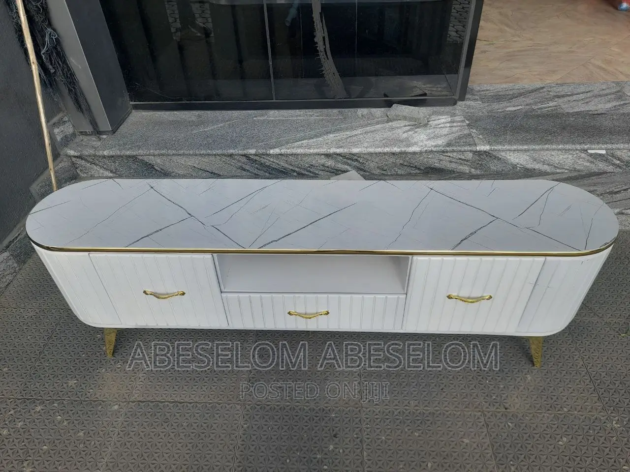 1,80 Cm ቲቪ እስታንድ