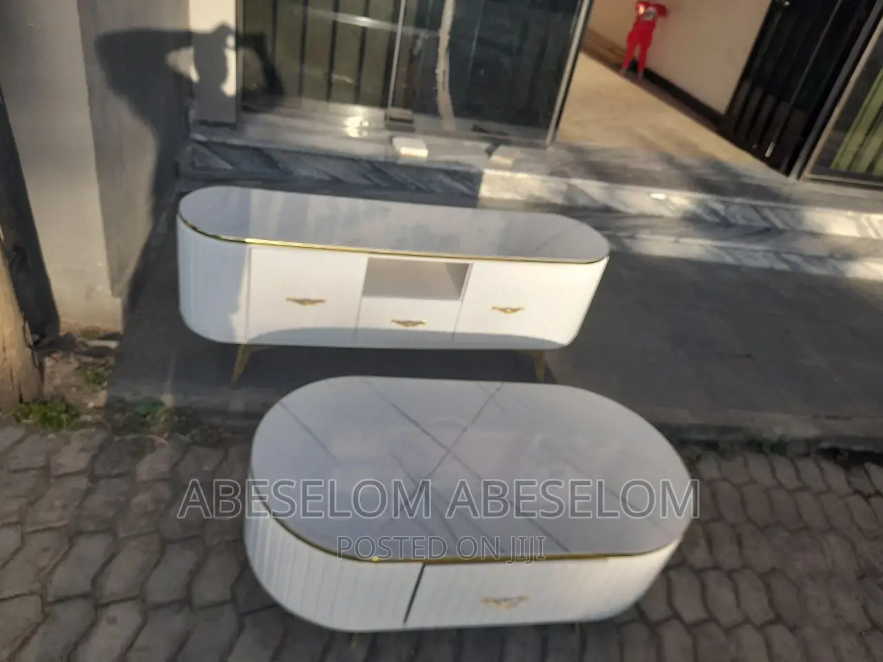 1,50 Cm ቲቪ እስታንድ እና ጠረጴዛ