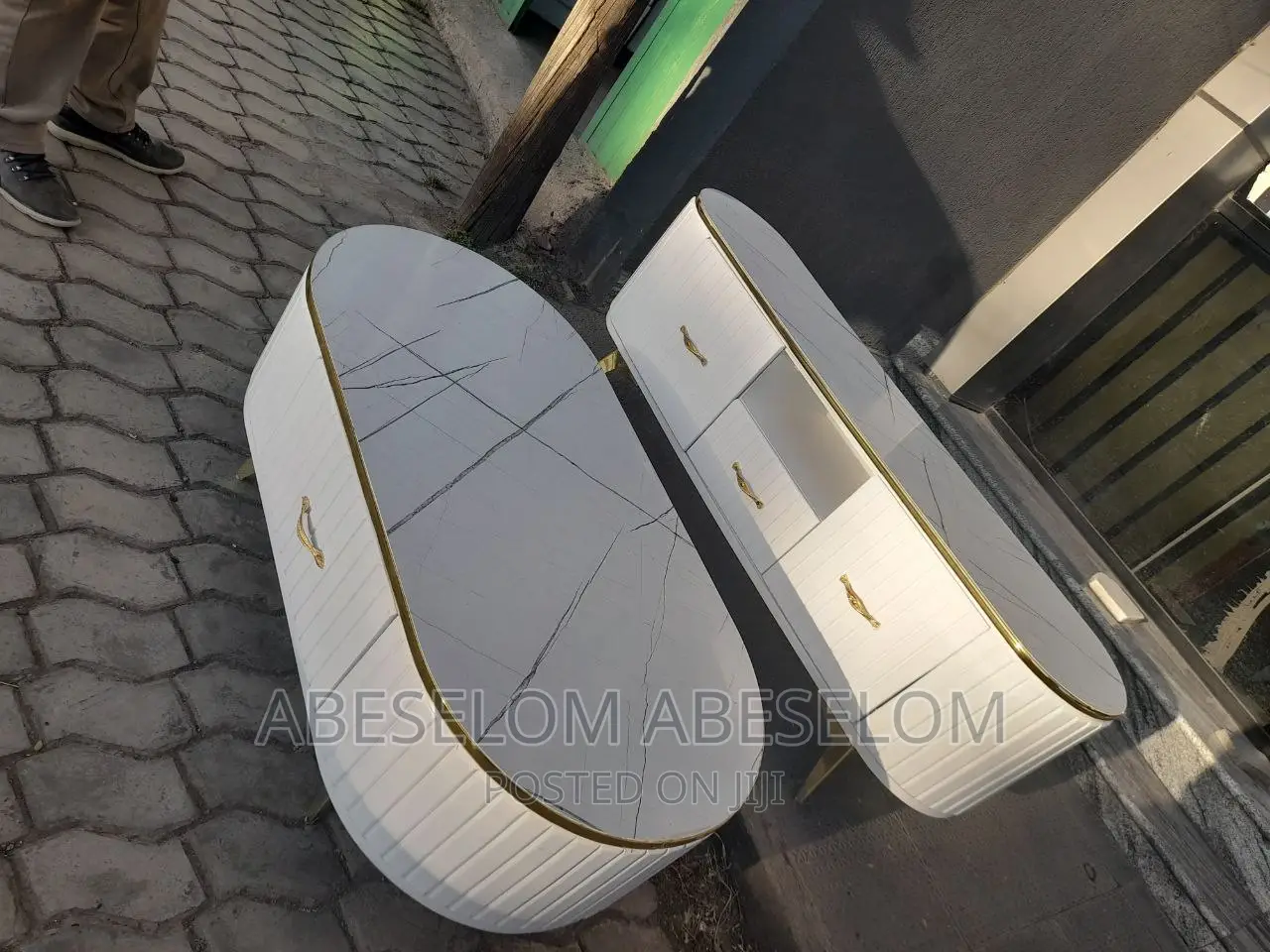 1,50 Cm ቲቪ እስታንድ እና ጠረጴዛ